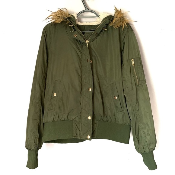 Forever 21 Ladies Size Large Army Green Jacket - Picture 1 of 6